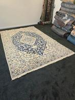 Groot Perzisch en oosterse  tapijt vloerkleed handgeknoopt, Groot Perzisch tapijt wollen vloerkleed iran handgeknoopt, Crème, De handelmaatschappij