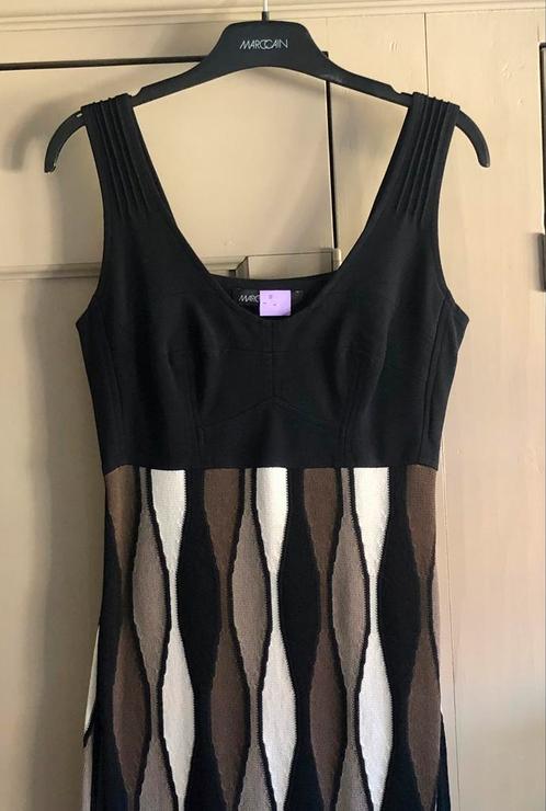 Mooi mouwloos jurkje MarcCain - zo goed als nieuw, Kleding | Dames, Jurken, Zo goed als nieuw, Maat 36 (S), Zwart, Knielengte