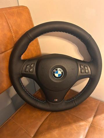 Bmw M. E81 E82 E87 E88 E90 E91 E92 E93 leder stuur beschikbaar voor biedingen