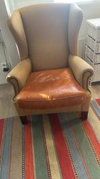 Stoel met lederen kussen & antiek tafeltje, Huis en Inrichting, Fauteuils, Ophalen, Minder dan 50 cm, Gebruikt, Minder dan 75 cm