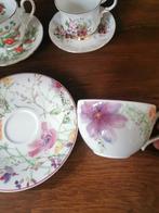 2 bloemen theekopjes, Antiek en Kunst, Antiek | Servies los, Ophalen