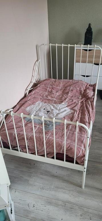 Ikea Minnen meegroeibed wit inclusief matras beschikbaar voor biedingen