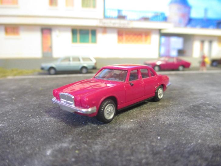 Jaguar XJ6 / XJ12 - Herpa Regency red, Hobby en Vrije tijd, Modelauto's | 1:87, Gebruikt, Auto, Herpa, Ophalen of Verzenden