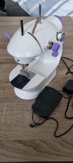 Mini Naaimachine - Perfect voor Beginners!, Ophalen of Verzenden, Gebruikt, Naaimachine, Overige merken