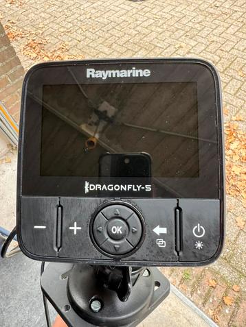 Raymarine pro 5 dieptemeter met tranducerstang beschikbaar voor biedingen