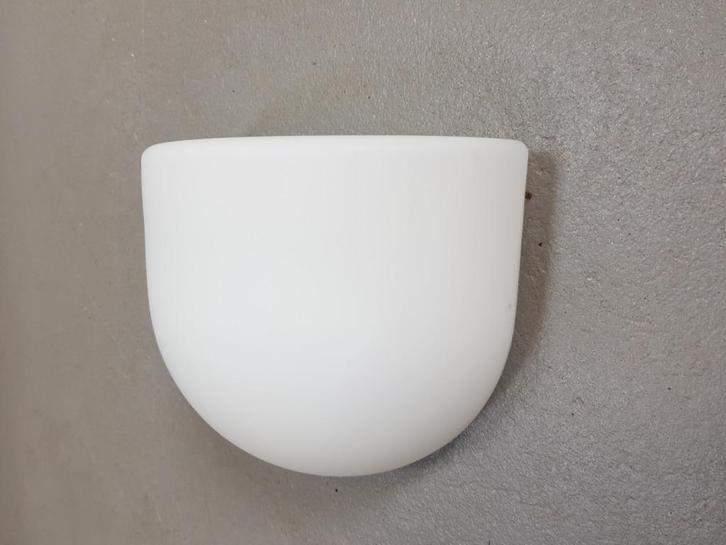 Vintage wandlamp glashutte limburg melk glas lamp ‘70, Huis en Inrichting, Lampen | Wandlampen, Gebruikt, Glas, Metaal, Ophalen of Verzenden