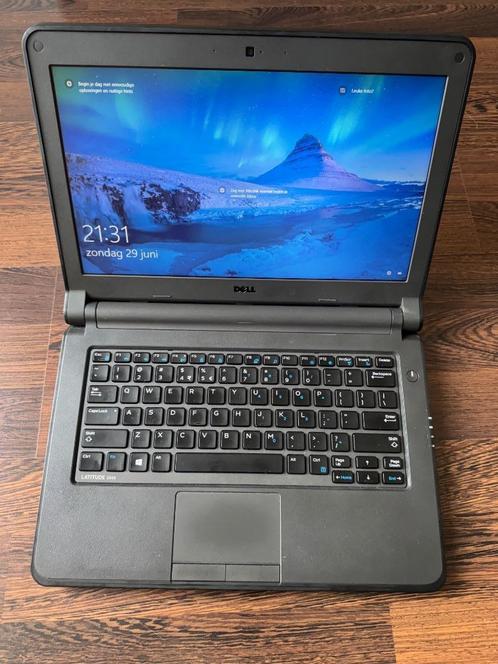 Dell Laptop Latitude 3340 Windows 10Pro 250 GB SSD 8 GB inte, Computers en Software, Windows Laptops, Gebruikt, 13 inch, SSD, 2 tot 3 Ghz