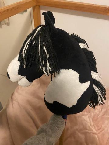 Handgemaakte Hobby horse zwart wit beschikbaar voor biedingen
