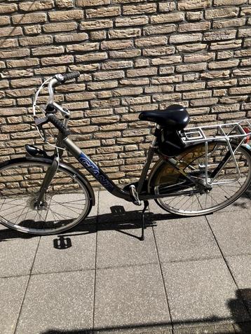 Damesfiets met lage instap beschikbaar voor biedingen