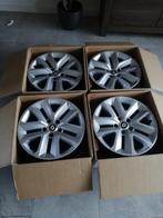 Stalenvelgen met wieldoppen 17 inch, Ophalen, Zo goed als nieuw