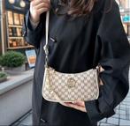De Perfecte Crossbody Tas voor Elke Dag!" –Nieuw–, Sieraden, Tassen en Uiterlijk, Tassen | Damestassen, Ophalen of Verzenden, Nieuw
