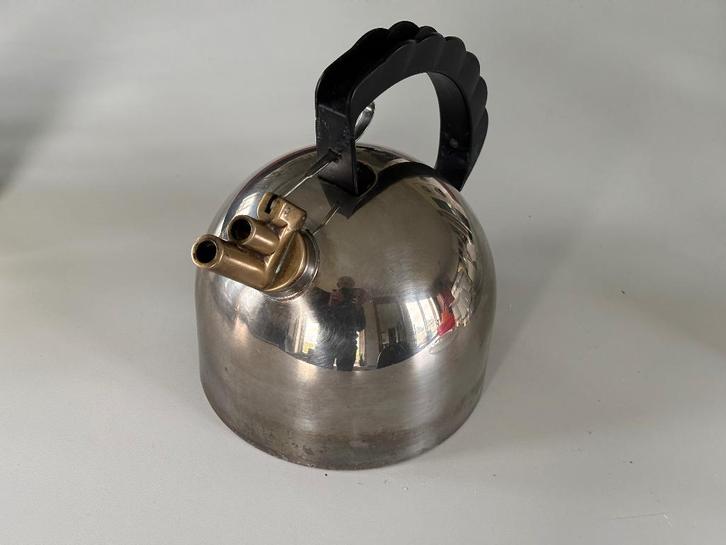 alessi fluitketel 9091  ontworpen door richard sapper, Huis en Inrichting, Keuken | Keukenbenodigdheden, Gebruikt, Ophalen of Verzenden