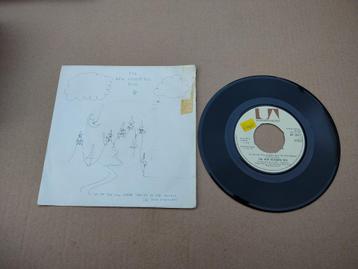 7" Single: The New Hovering Dog - Up On The Hill Wher (1972) beschikbaar voor biedingen