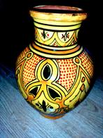 Vintage Marokkaanse vaas van Assala, Safi | H25cm, Geel, Aardewerk of Porselein, Ophalen of Verzenden, Zo goed als nieuw