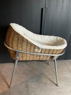 Rotan wieg met standaard, Kinderen en Baby's, Babywiegjes en Ledikanten, Ophalen, Zo goed als nieuw, Wieg