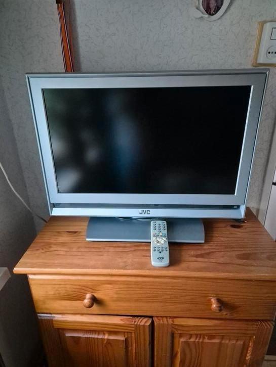 JVC TV, Audio, Tv en Foto, Televisies, Zo goed als nieuw, Overige merken, 120 Hz, Ophalen