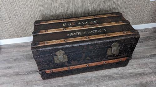 Antieke Metalen Hutkoffer/Kist Haagsche Koffer Fabriek, Huis en Inrichting, Woonaccessoires | Kisten, Gebruikt, Minder dan 50 cm