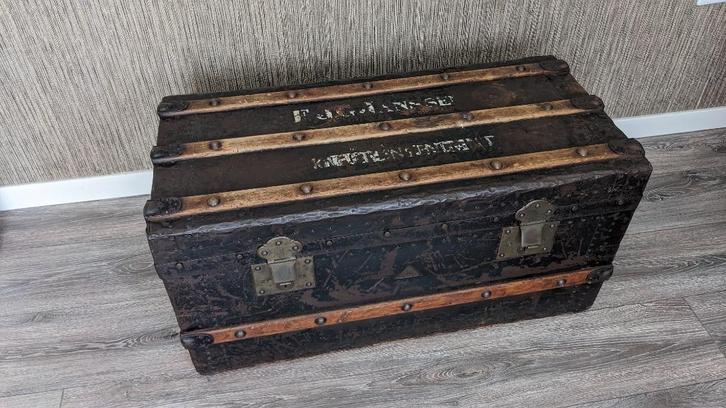 Antieke Metalen Hutkoffer/Kist Haagsche Koffer Fabriek, Huis en Inrichting, Woonaccessoires | Kisten, Gebruikt, Minder dan 50 cm
