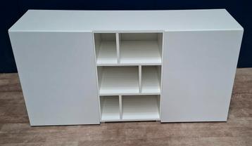 Wandmeubel / dressoir / tv kast met vakken beschikbaar voor biedingen