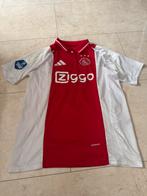 Ajax thuisshirt 24/25 Taylor 8 met eredivisie Badge, Sport en Fitness, Voetbal, Maat L, Ophalen, Zo goed als nieuw, Shirt