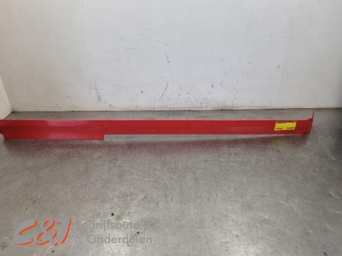 Schuifdeur Rail rechts van een Mercedes Vito, Auto-onderdelen, Carrosserie en Plaatwerk, Mercedes-Benz, Gebruikt, 3 maanden garantie