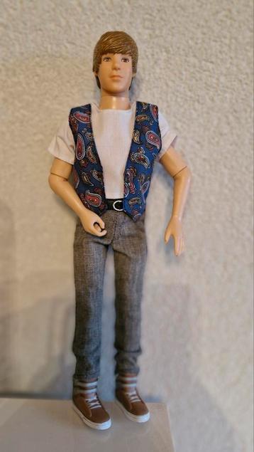 Pop Justin Bieber beschikbaar voor biedingen