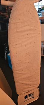 Strijkplank 1.22 x 38 cm € 45,00 Nwprijs € 109,95, Witgoed en Apparatuur, Strijkijzers en Strijkplanken, Ophalen of Verzenden