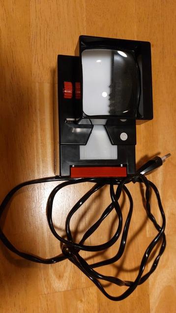 Negatieven vieuwer/knipper beschikbaar voor biedingen