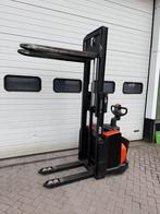 Electrische stapelaar 770uur, Doe-het-zelf en Verbouw, Palletwagens en Pompwagens, Ophalen of Verzenden