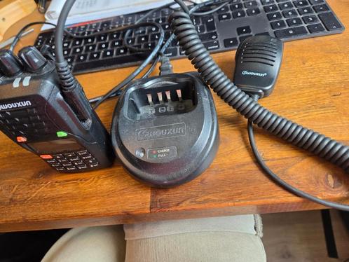 Portofoon Wouxun KG-UV3D-2/410-520 (voor reserveonderdelen), Telecommunicatie, Portofoons en Walkie-talkies, Niet werkend, Ophalen of Verzenden