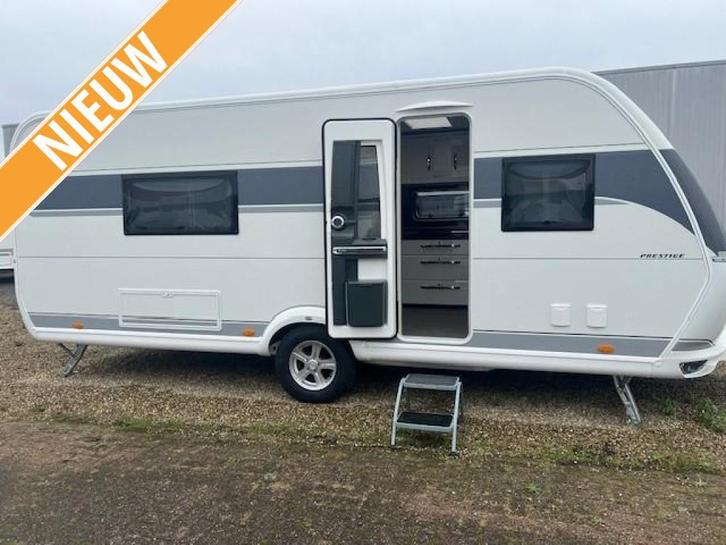 Hobby 560 WLU Prestige 2025, Caravans en Kamperen, Caravans, Bedrijf, Rondzit, Hobby, 2 aparte bedden, Overige typen, Gascomfoor