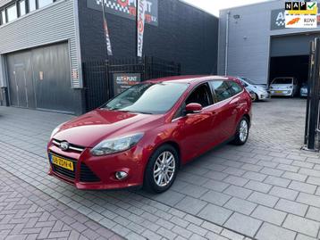 Ford Focus Wagon 1.0 EcoBoost Titanium 2e Eig! Trekhaak Airc beschikbaar voor biedingen