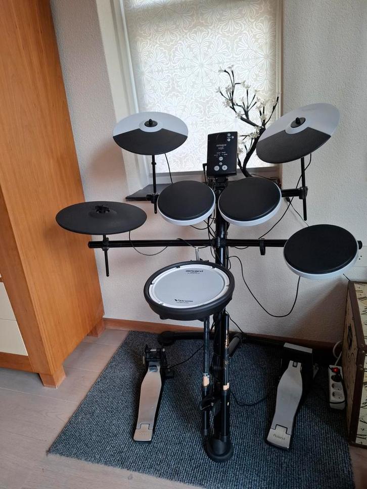 Roland TD-1KV Elektrische Drum + KT-10 & FD-9, Muziek en Instrumenten, Drumstellen en Slagwerk, Gebruikt, Roland, Elektronisch