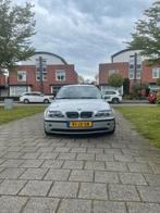 BMW 3-Serie (e90) 2.0 I 318 2002 Grijs, Auto's, BMW, Origineel Nederlands, Te koop, Zilver of Grijs, 5 stoelen