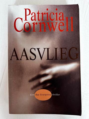 Aasvlieg - Patricia Cornwell Thriller beschikbaar voor biedingen