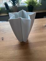 hutschenreuther 1814 vaas, Huis en Inrichting, Keuken | Servies, Ophalen, Keramiek, Overige typen, Zo goed als nieuw