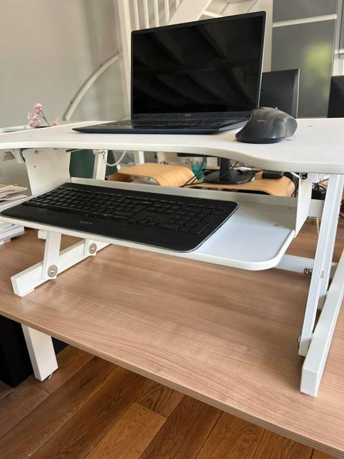 Losse bureau zit-sta verhoger, Huis en Inrichting, Bureaus, Zo goed als nieuw, Stabureau, In hoogte verstelbaar, Ophalen