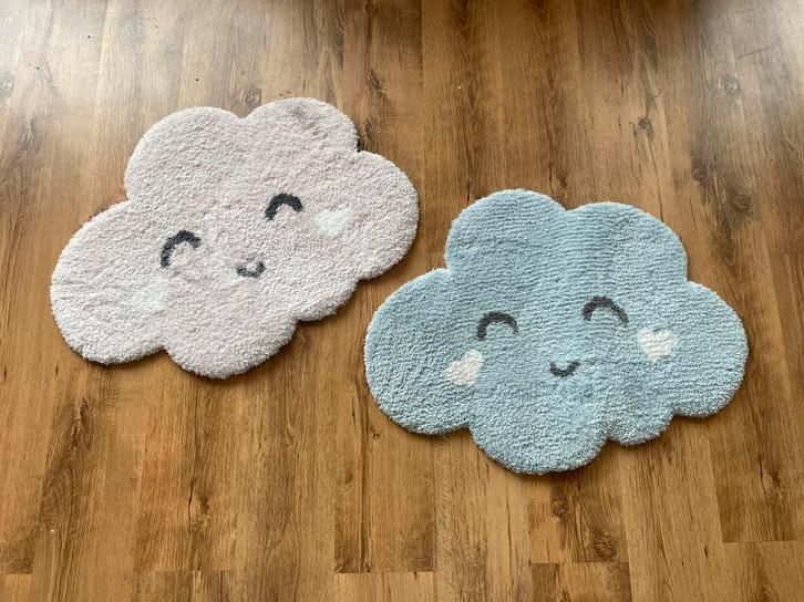Schattige wolken kleedjes, Kinderen en Baby's, Kinderkamer | Inrichting en Decoratie, Zo goed als nieuw, Lamp, Ophalen