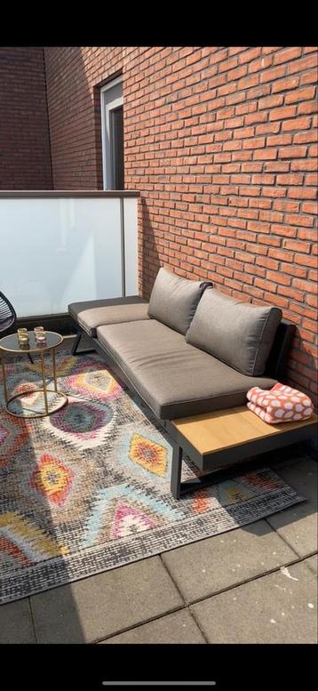 Loungebank Intimo beschikbaar voor biedingen