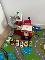 Vtech Toet Toet Auto brandweerkazernes + auto + baan, Kinderen en Baby's, Speelgoed | Vtech, Ophalen, Gebruikt, 2 tot 4 jaar