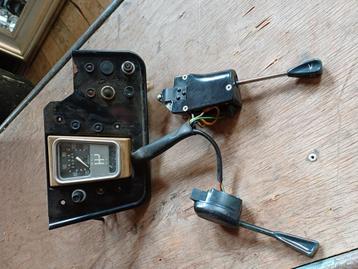 Dashboard 2cv special compleet beschikbaar voor biedingen