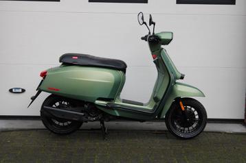 LAMBRETTA VX SPECIAL (bj 2025) officieel Dealer  beschikbaar voor biedingen