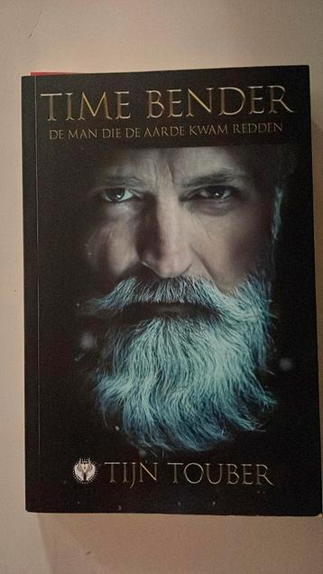 Time Bender Tijn Touber beschikbaar voor biedingen