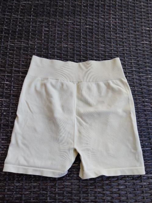 Sportlegging van de H en M, Kleding | Dames, Sportkleding, Zo goed als nieuw, Fitness of Aerobics, Maat 36 (S), Geel, Ophalen of Verzenden
