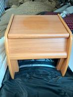 Caravan nacht kastje, Caravans en Kamperen, Ophalen, Zo goed als nieuw