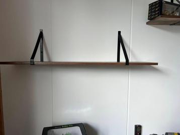 Nuvolix Wandplank en meubels beschikbaar voor biedingen