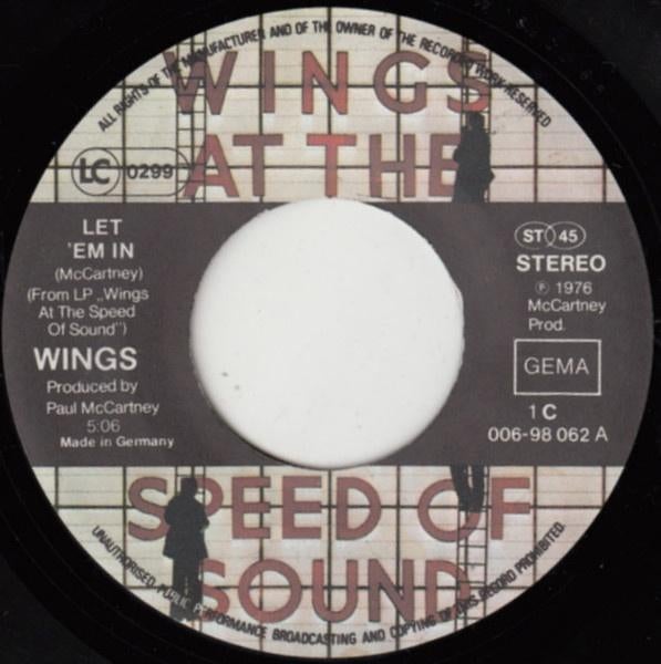Wings - Let Them In (Single), Cd's en Dvd's, Vinyl Singles, Gebruikt, Single, Pop, 7 inch, Ophalen of Verzenden