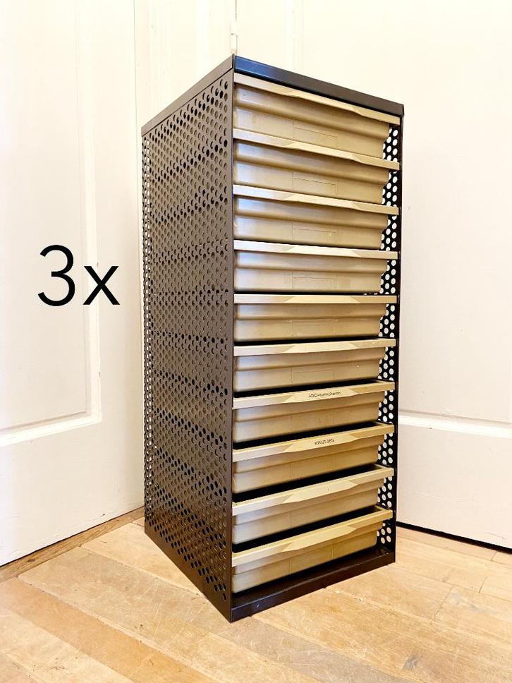 Drie vintage jaren 70 archiefkasten/10 lades, Huis en Inrichting, Kasten | Roldeurkasten en Archiefkasten, Gebruikt, Minder dan 100 cm