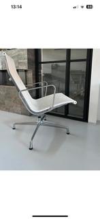 Charles Eames Vitra EA 116 netwave wit, Huis en Inrichting, Fauteuils, Ophalen of Verzenden, Zo goed als nieuw