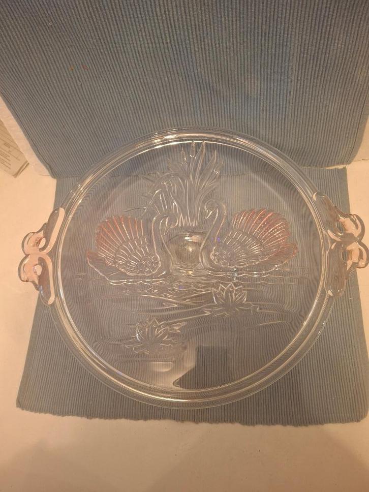 Walther Glass - mooie glazen taartplateau met zwanen, Antiek en Kunst, Antiek | Glas en Kristal, Ophalen of Verzenden